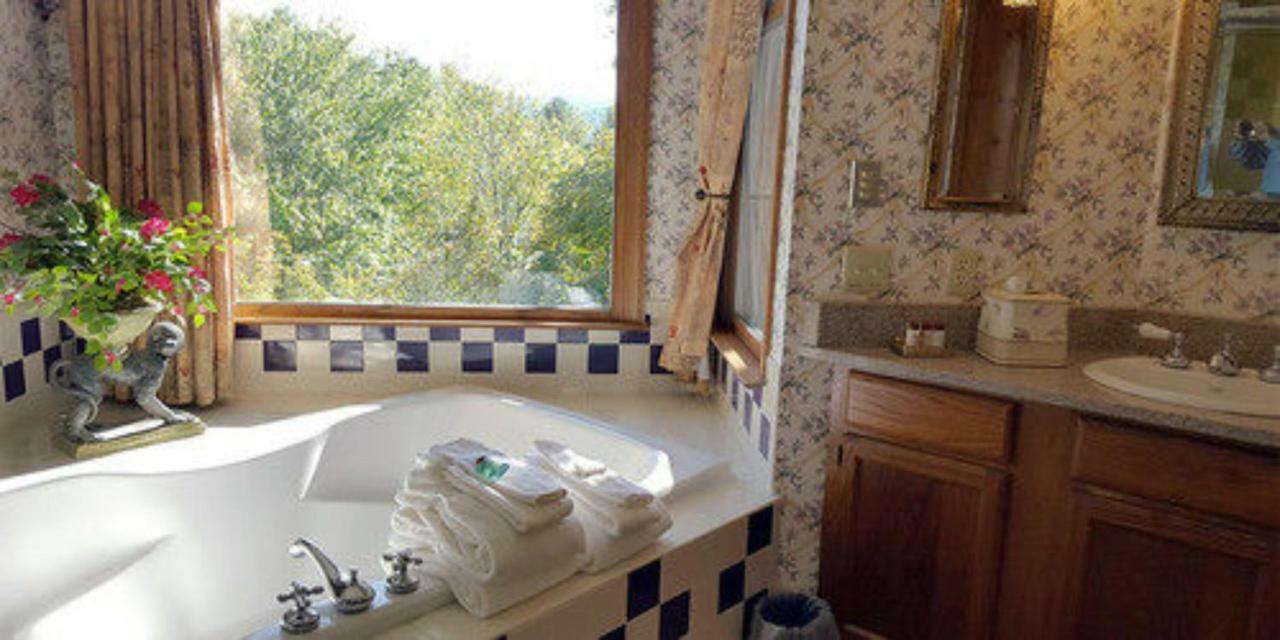 Innisfree Hotel Boutique Glenville Esterno foto