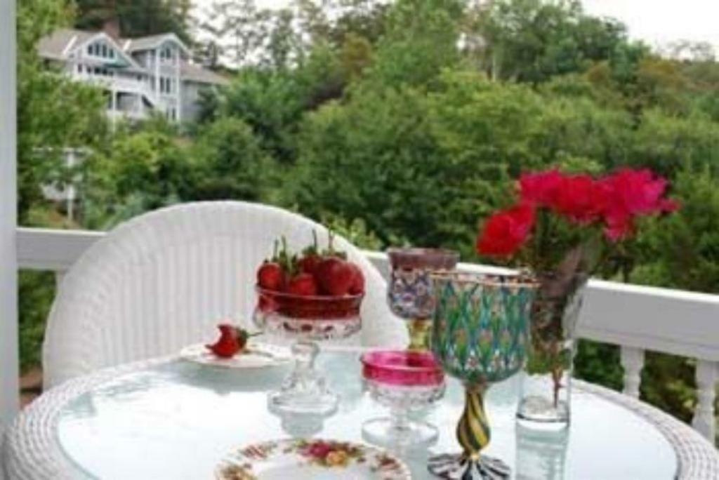 Innisfree Hotel Boutique Glenville Esterno foto